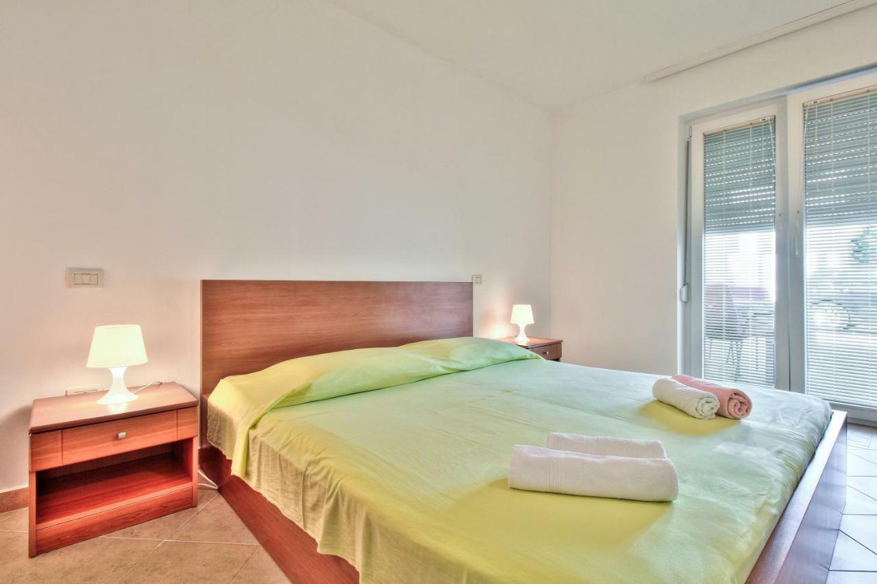 Apartment Katarina Crveni Vrh Eksteriør billede