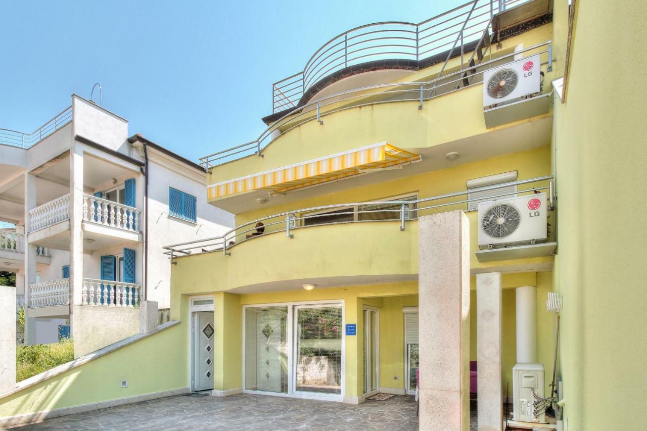 Apartment Katarina Crveni Vrh Eksteriør billede